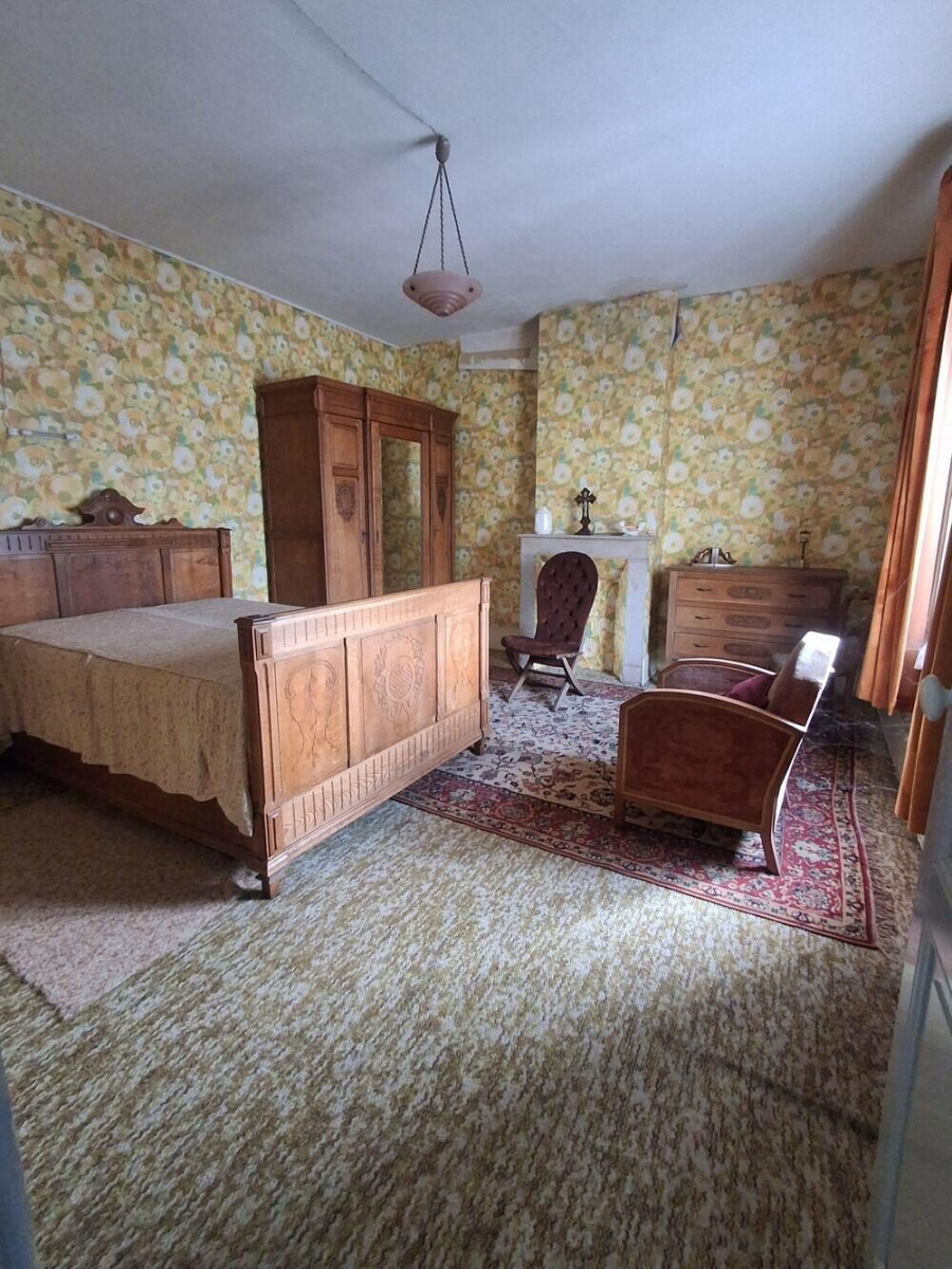 
                                                Vente
                                                 Propriété 32 rue du MOULIN
