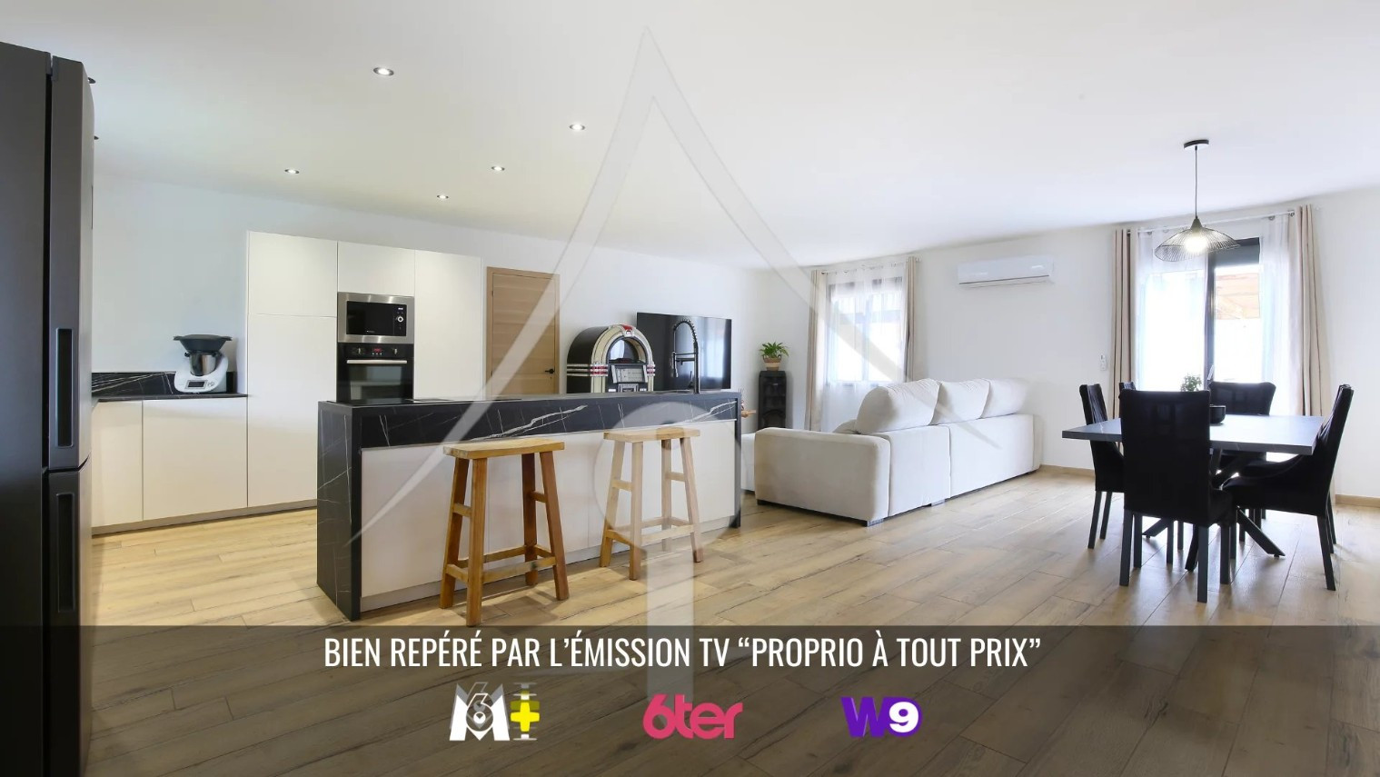
                                                Vente
                                                 MAGNIFIQUE PROPRIETE AVEC DEPENDANCES