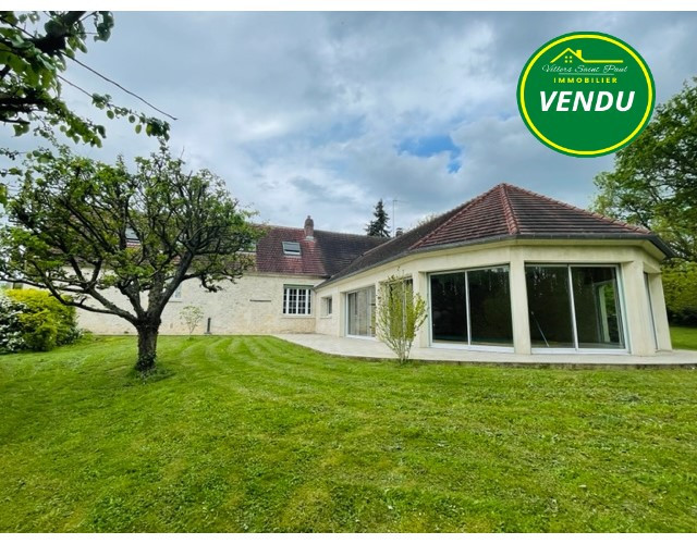 
                                                Vente
                                                 PROPRIETE AVEC PISCINE SUR 6648M² DE TERRAIN
