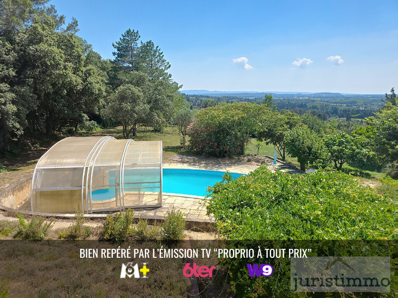 
                                                Vente
                                                 Propriété avec vue à Chateauneuf de Gadagne