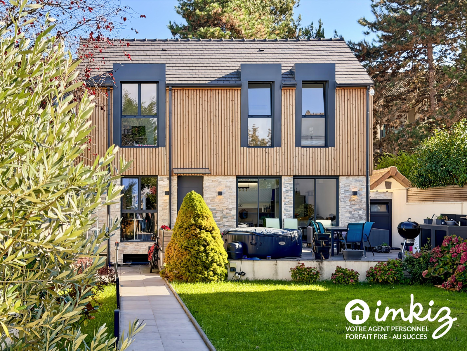 
                                                Vente
                                                 Propriété d’exception RT2012 - 165 m² – Jardin