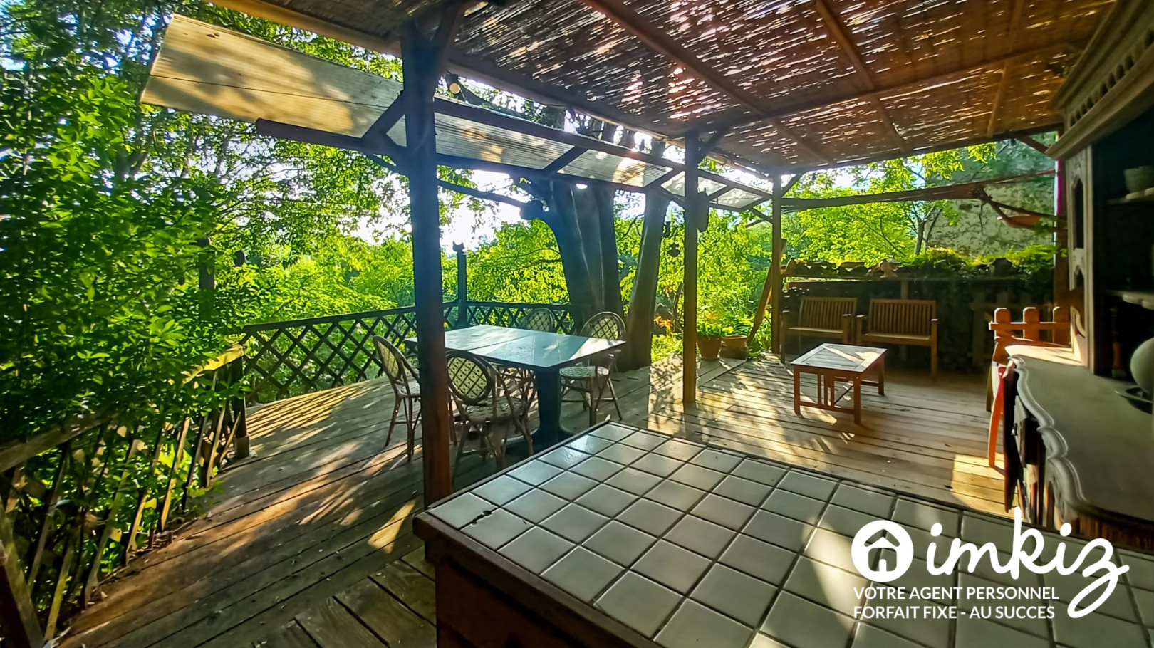 
                                                Vente
                                                 Propriété de caractère 11 pièces