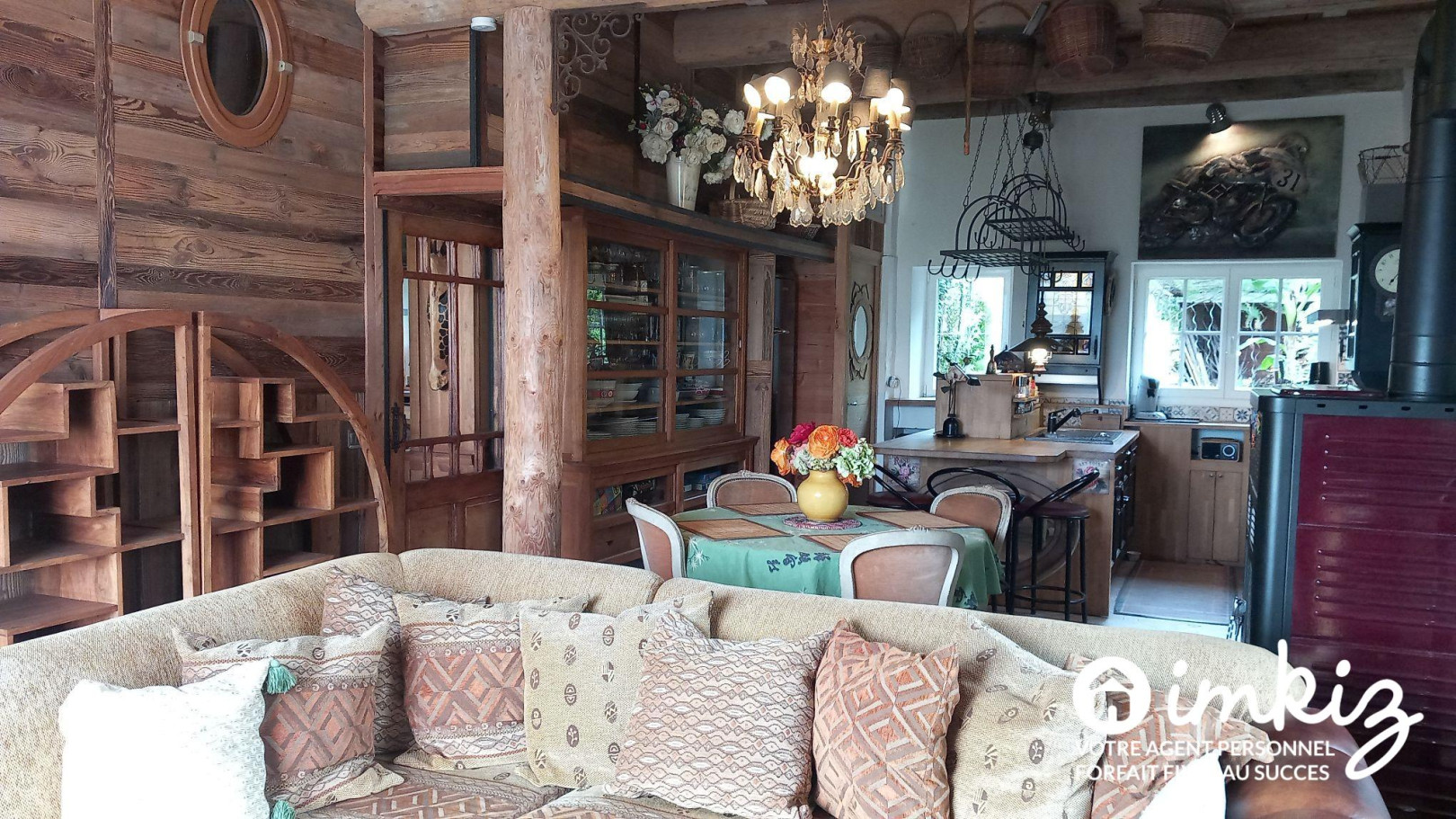 
                                                Vente
                                                 Propriété de caractère 11 pièces