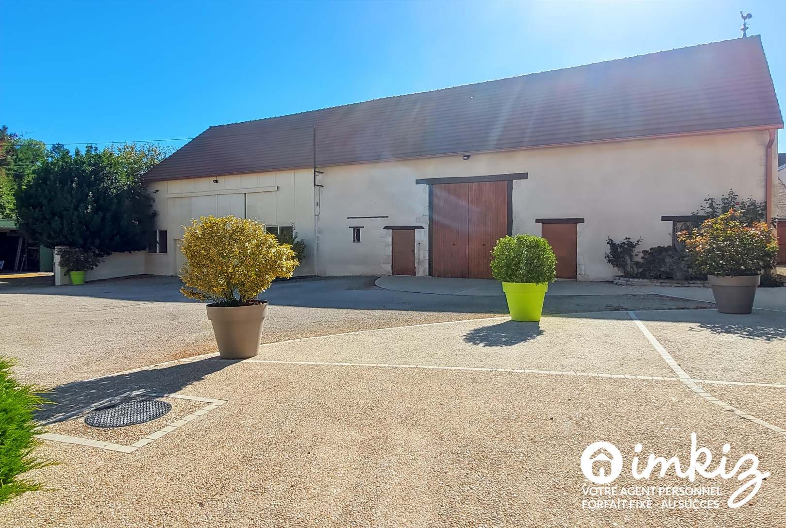 
                                                Vente
                                                 Propriété de caractère a 1h15 de Paris