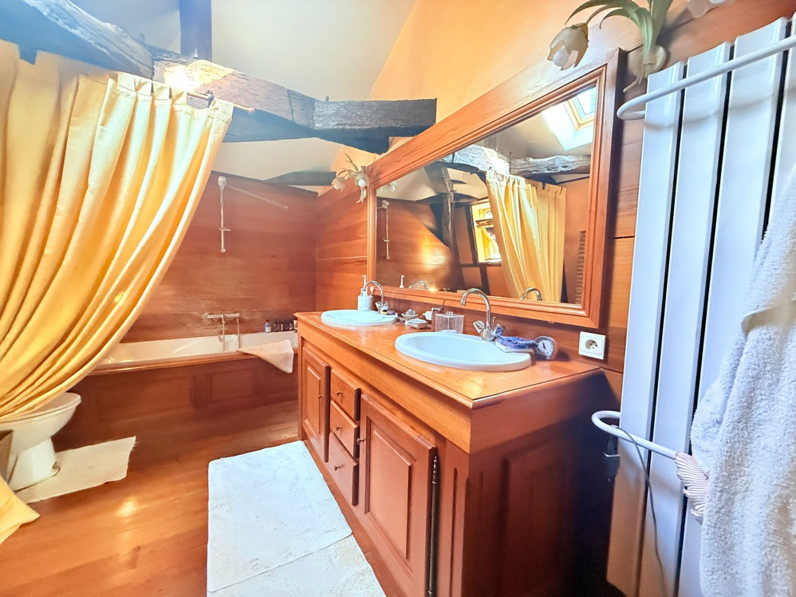 
                                                Vente
                                                 Propriété de caractère, à deux pas de Bergerac