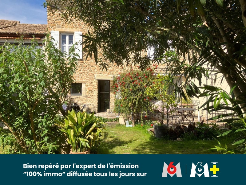 
                                                Vente
                                                 PROPRIETE DE CHARME AU PIED DU CHATEAU COMPOSE DE DEUX HABITATIONS ET DEPENDANCES AVEC PISCINE