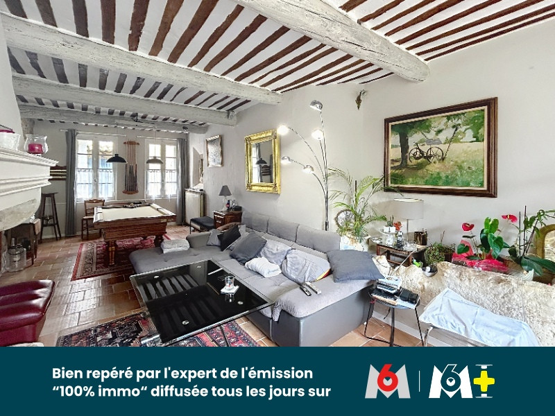 
                                                Vente
                                                 PROPRIETE DE CHARME AU PIED DU CHATEAU COMPOSE DE DEUX HABITATIONS ET DEPENDANCES AVEC PISCINE