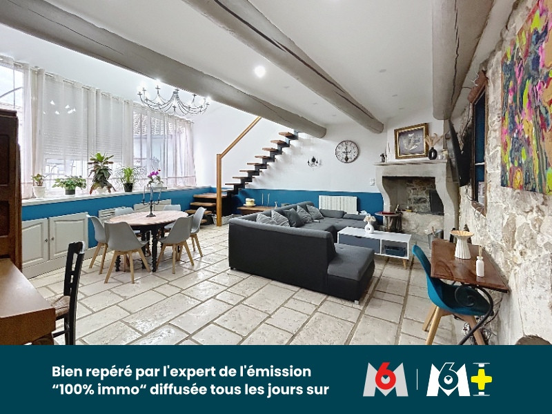 
                                                Vente
                                                 PROPRIETE DE CHARME AU PIED DU CHATEAU COMPOSE DE DEUX HABITATIONS ET DEPENDANCES AVEC PISCINE