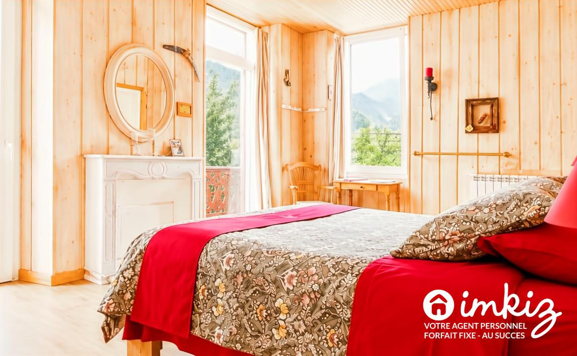 
                                                Vente
                                                 PROPRIETE de CHARME avec CHAMBRES D'HOTES