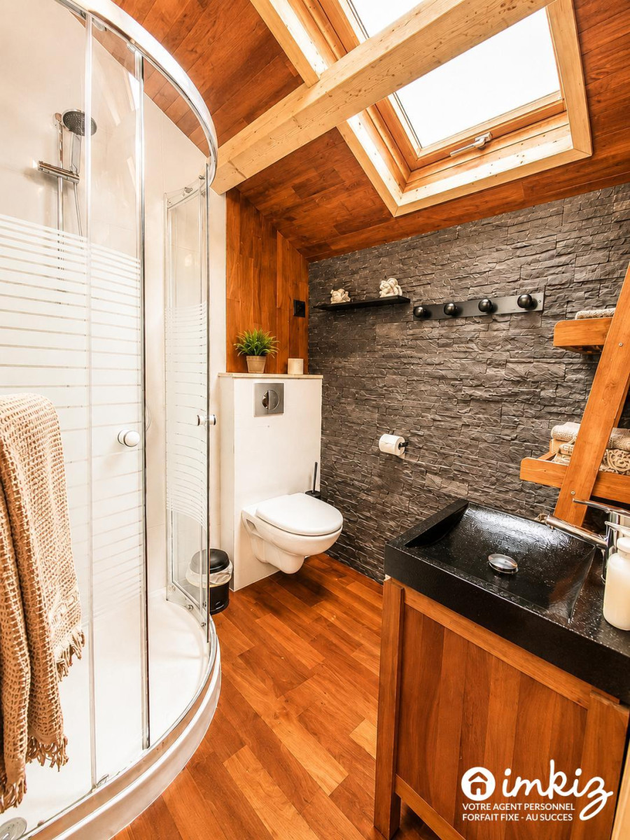 
                                                Vente
                                                 PROPRIETE de CHARME avec CHAMBRES D'HOTES