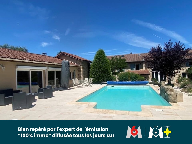 
                                                Vente
                                                 Propriété de charme en pierre rénovée de 410 m² habitables terrain avec Piscine