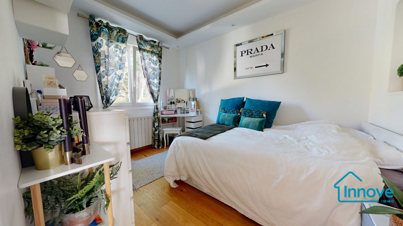 
                                                Vente
                                                 Propriété en bord de Seine