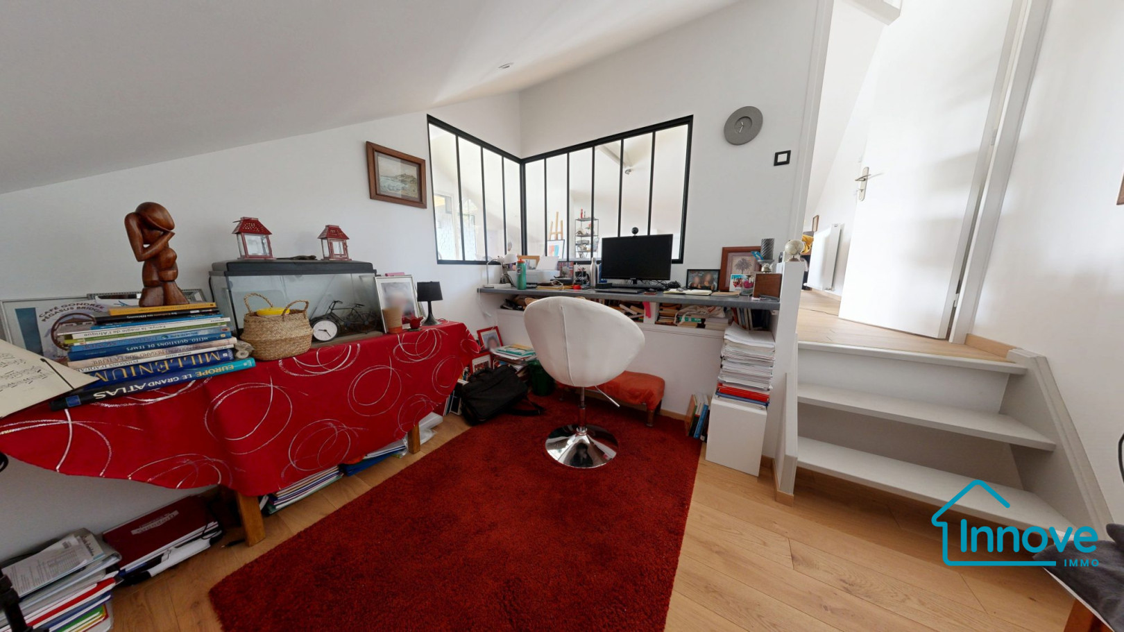 
                                                Vente
                                                 Propriété en bord de Seine