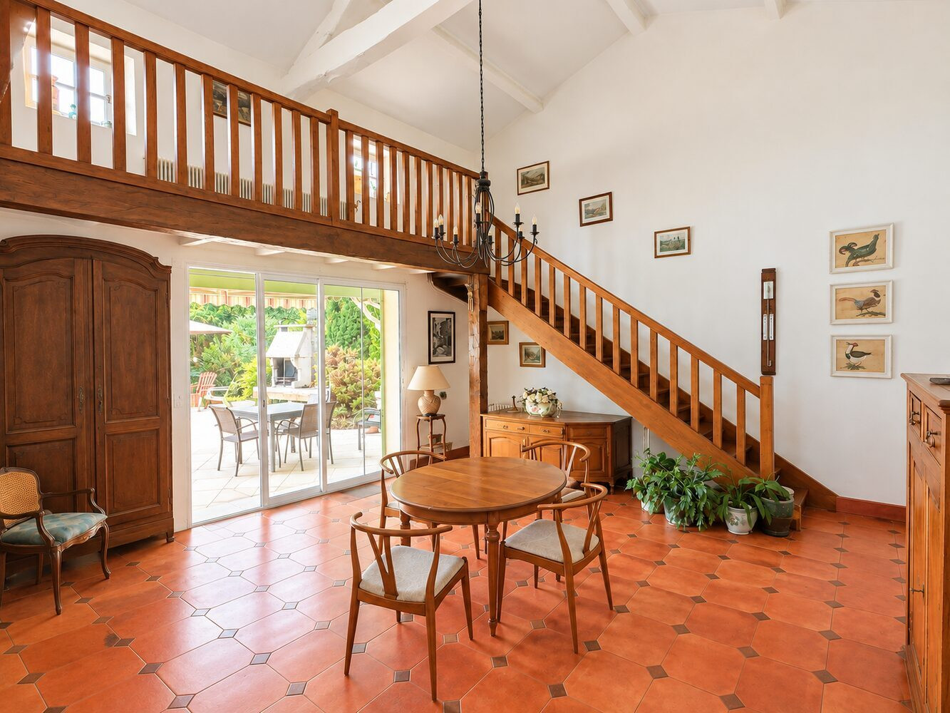 
                                                Vente
                                                 PROPRIÉTÉ ÉQUESTRE – Maison de 173 M²