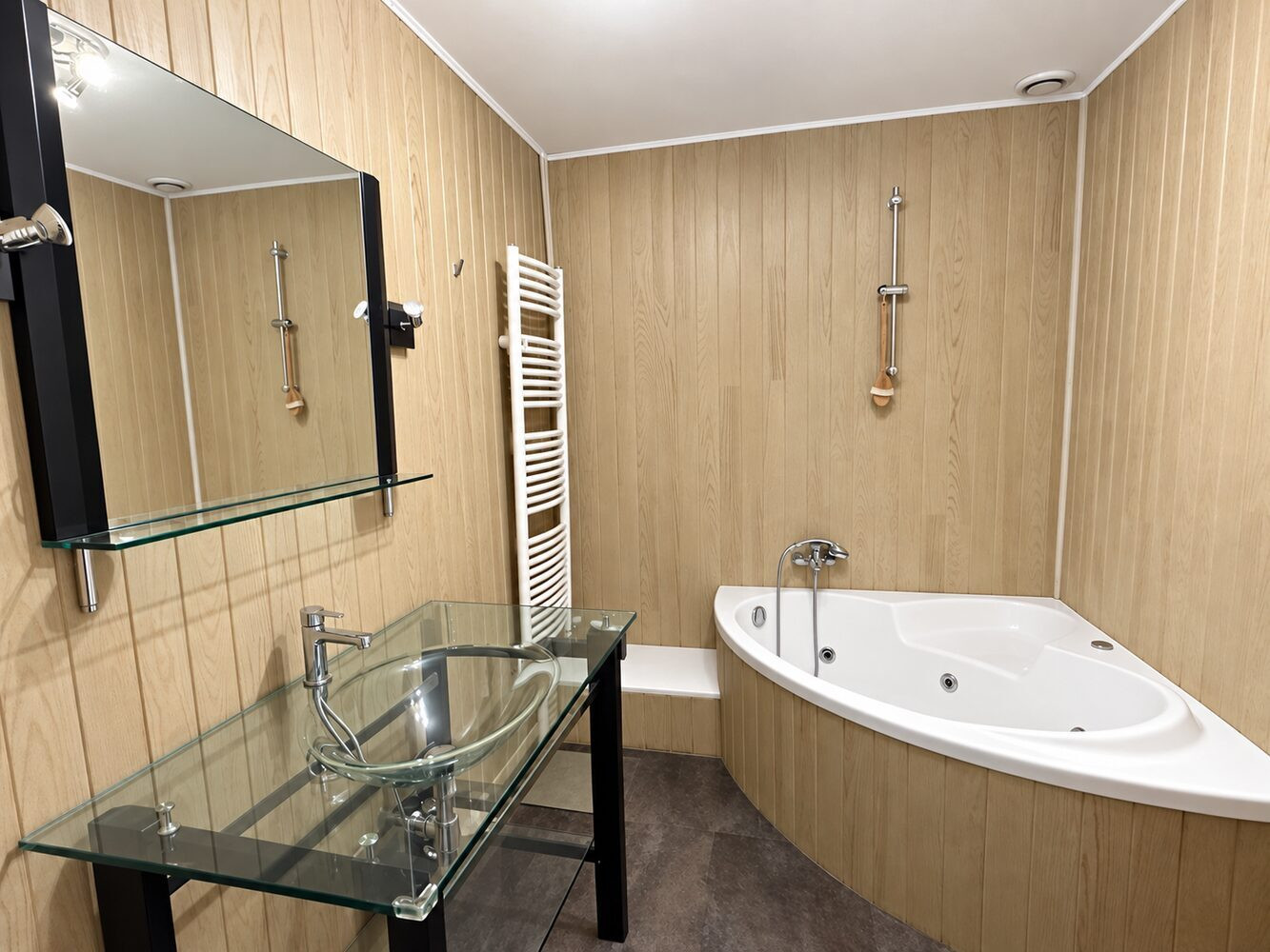 
                                                Vente
                                                 PROPRIÉTÉ ÉQUESTRE – Maison de 173 M²