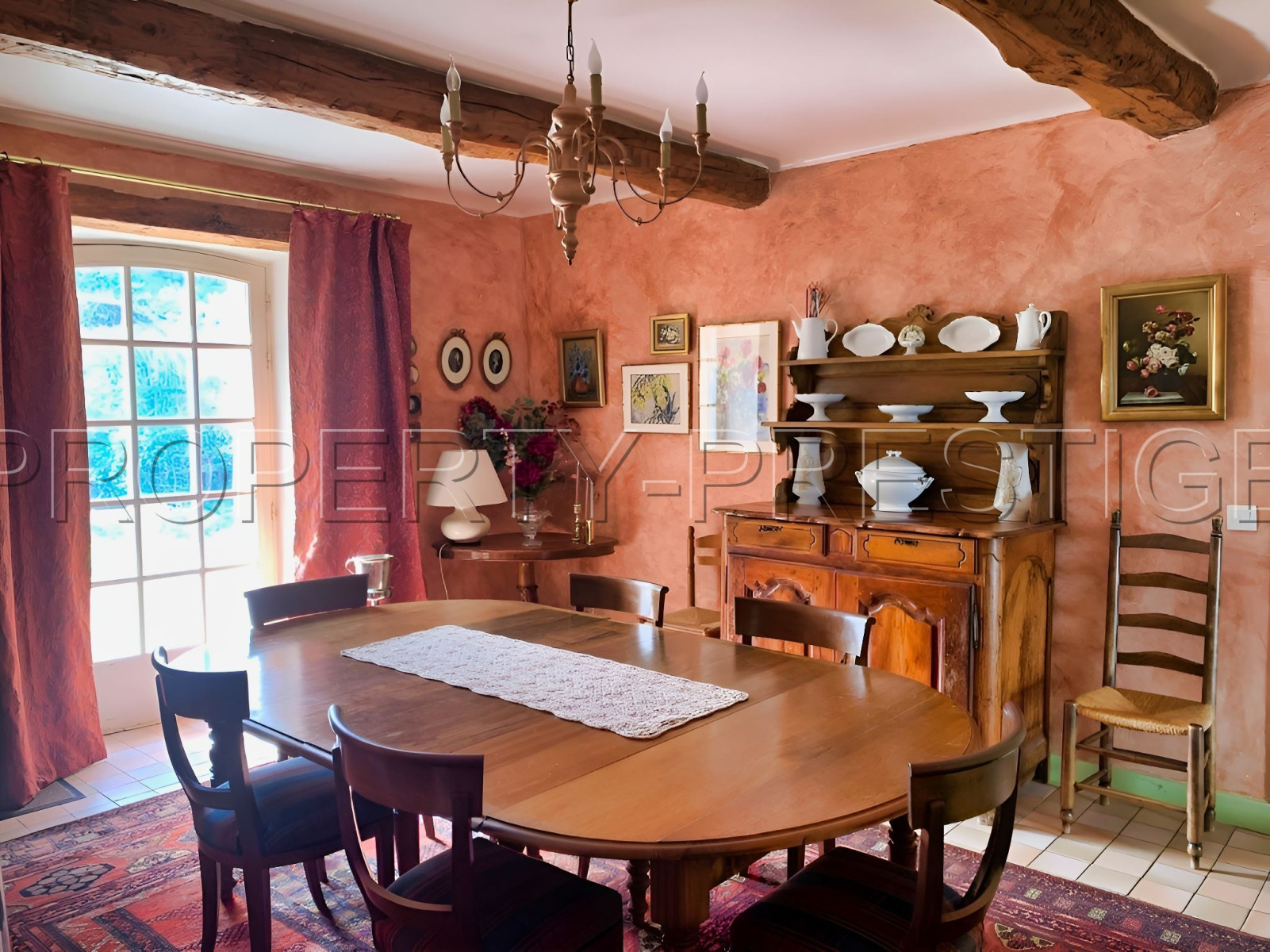 
                                                Vente
                                                 PROVENCE VERTE DOMAINE 62 HA OLIVERAIE VIGNES