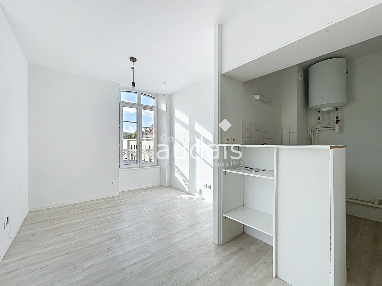 
                                                Location
                                                 Proximité lycées/IUT/écoles du BON SAUVEUR