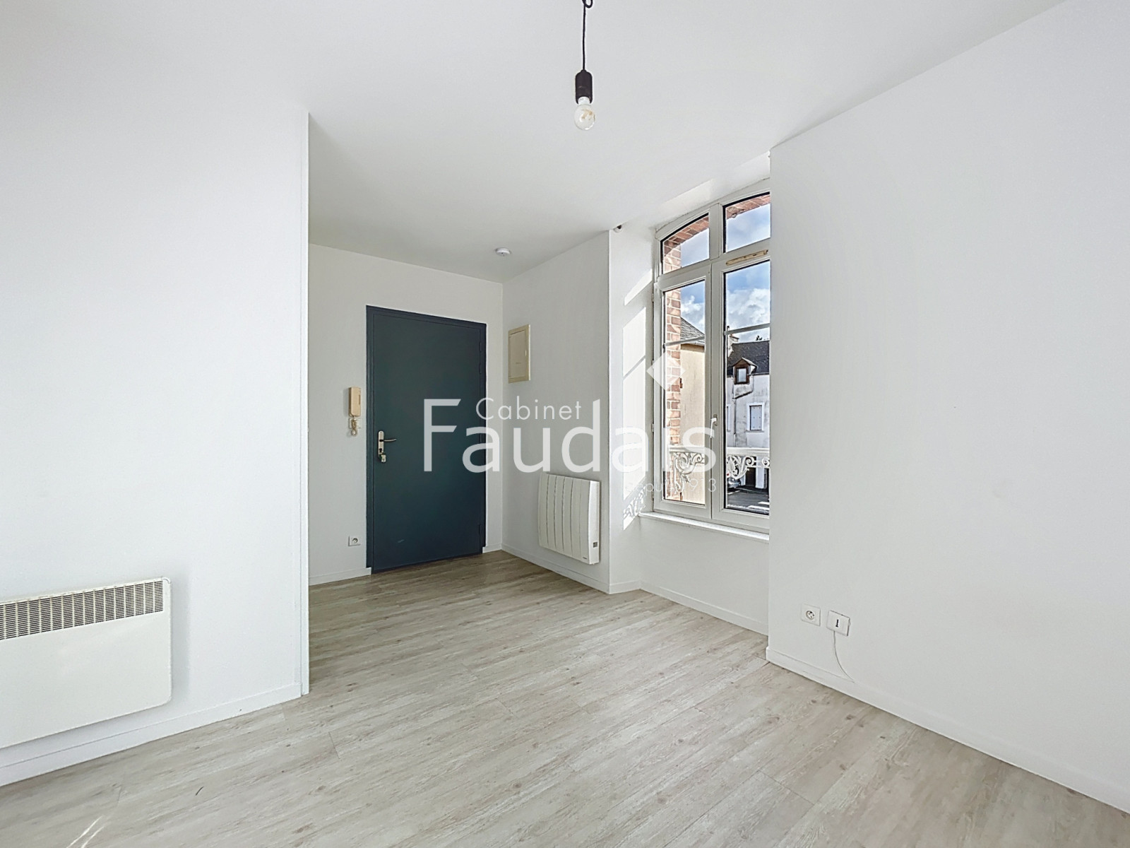 
                                                Location
                                                 Proximité lycées/IUT/écoles du BON SAUVEUR