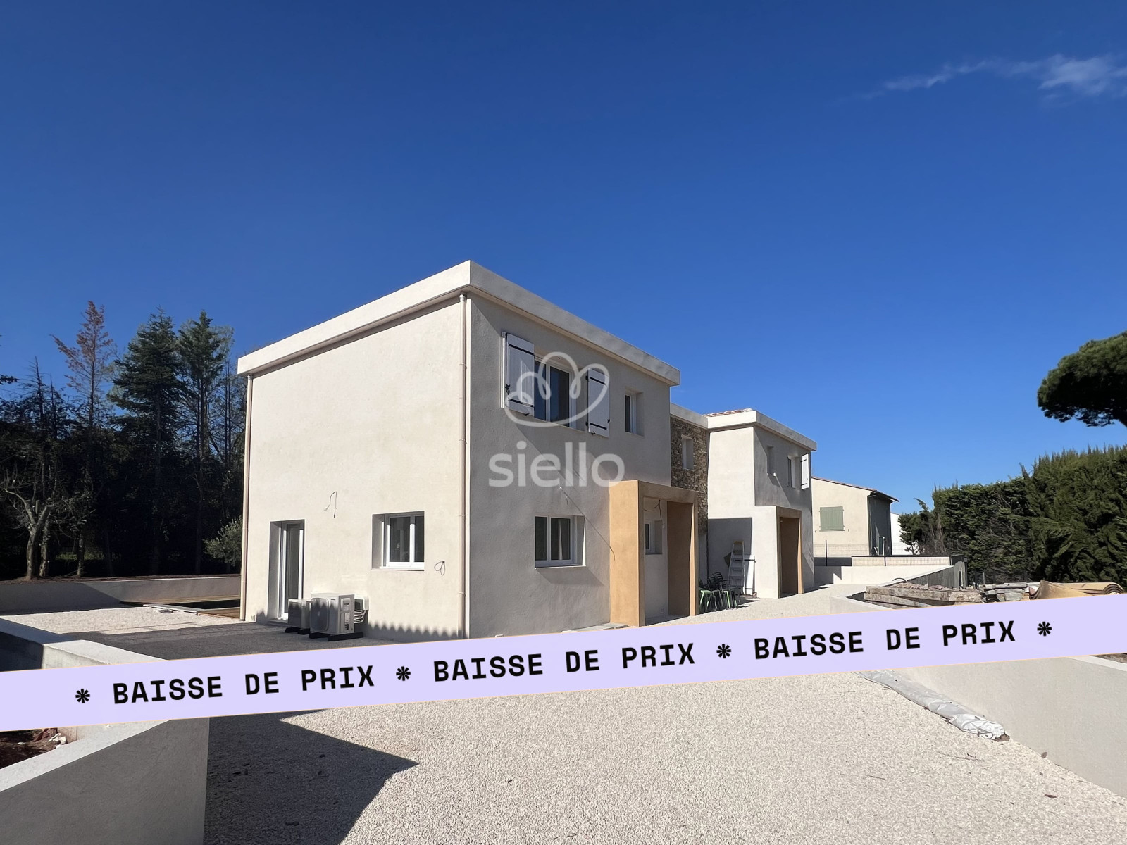 
                                                Vente
                                                 PUGET SUR ARGENS-VILLA NEUVE-PISCINE