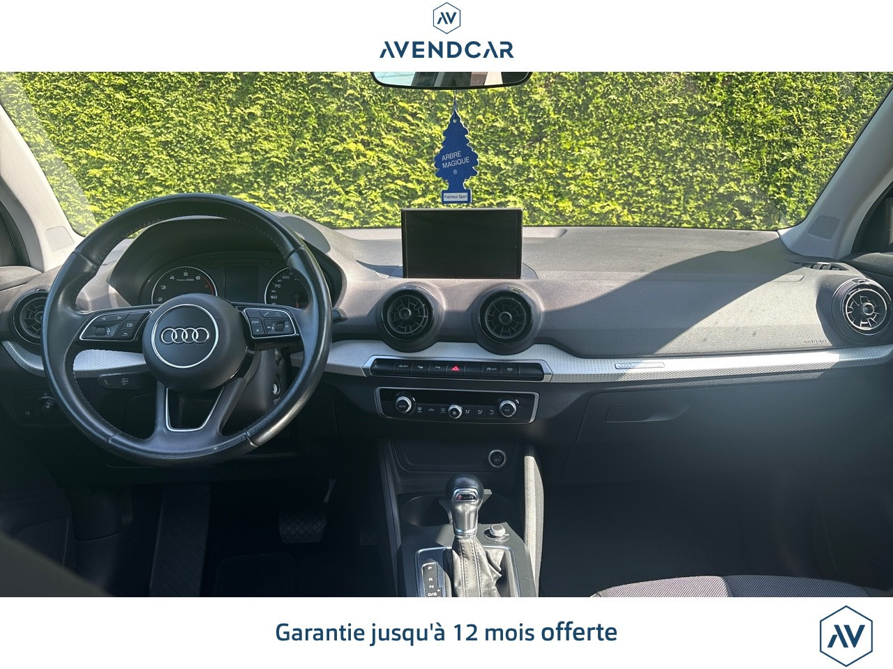 
                                                Voiture
                                                 Q2 1.0 TFSI-116-BV S-TRONIC