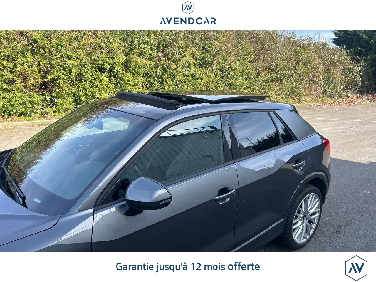 
                                                Voiture
                                                 Q2 1.5 35 TFSI COD 150 S-LINE S-TRONIC BVA Midnight series