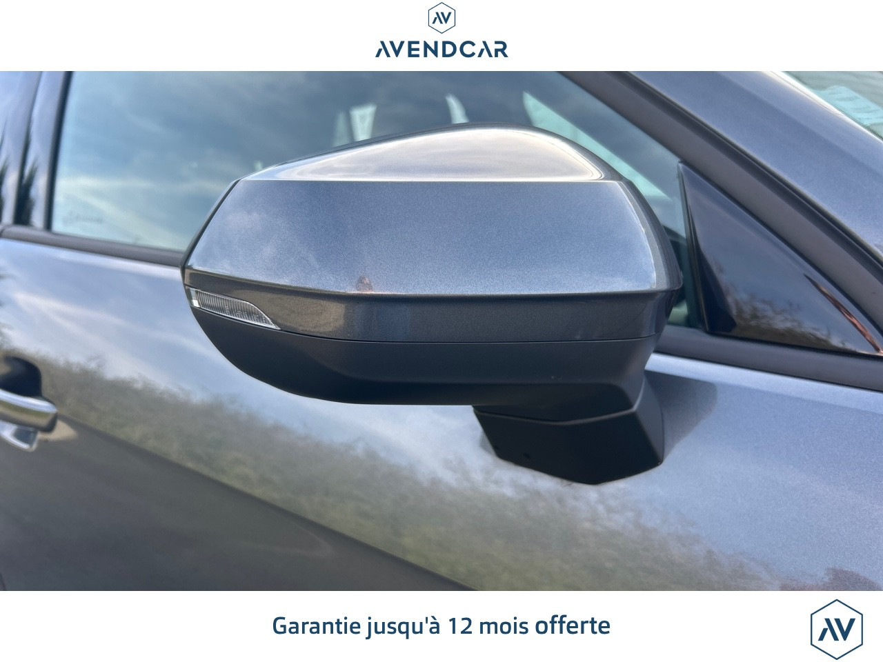 
                                                Voiture
                                                 Q2 1.5 35 TFSI COD 150 S-LINE S-TRONIC BVA Midnight series