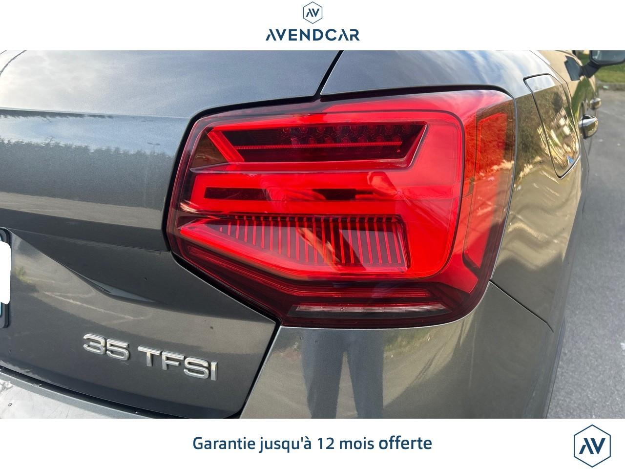 
                                                Voiture
                                                 Q2 1.5 35 TFSI COD 150 S-LINE S-TRONIC BVA Midnight series