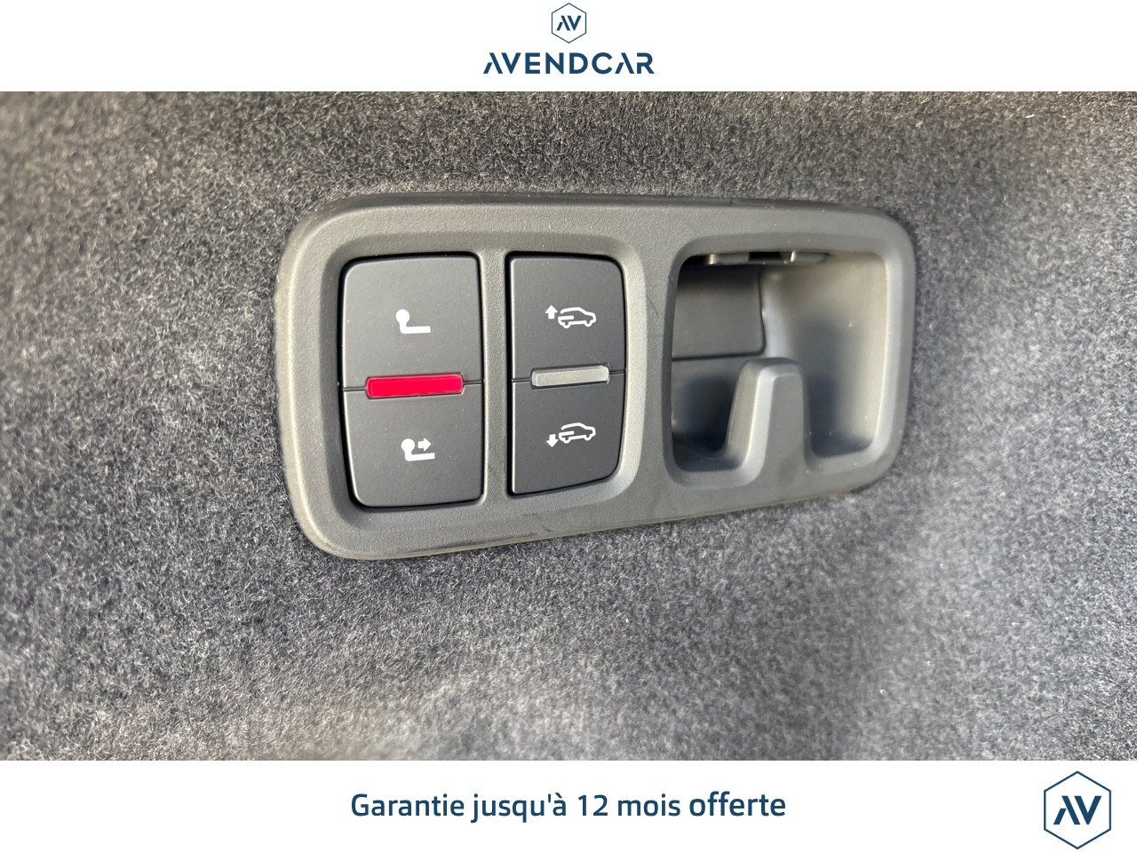 
                                                Voiture
                                                 Q8 3.0 60 TFSIE 490H 340 PHEV HYBRID 25.9KWH COMPETITION QUATTRO TIPTRONIC BVA