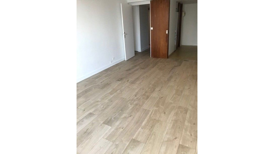 
                                                Location
                                                 Quai de Grenelle - Appartement T2 - 48 m²