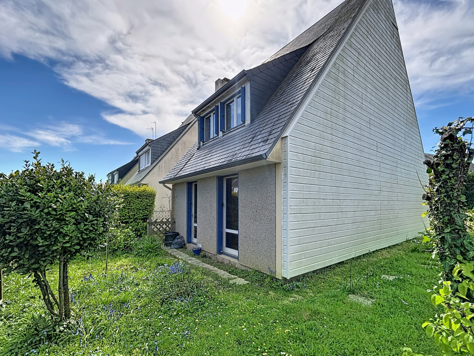 
                                                Vente
                                                 QUARTIER CALME - PROCHE BOURG TOUS COMMERCES