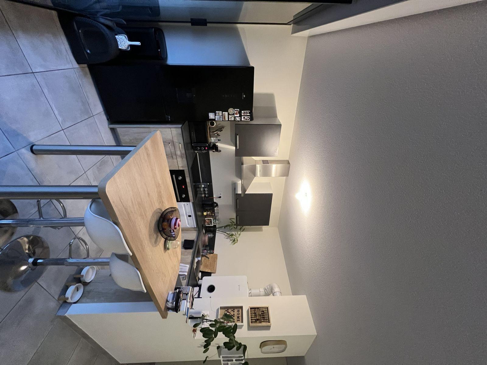 
                                                Location
                                                 Quartier calme T3 dans petite résidence de 2022