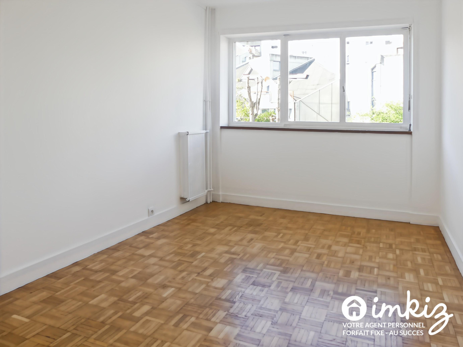 
                                                Vente
                                                 Quartier Petit Ivry - PARC  privé - 5p - Balcon
