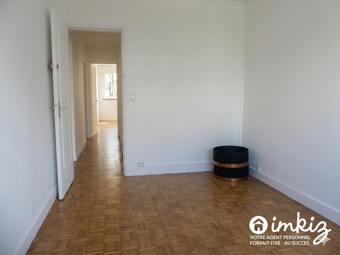 
                                                Vente
                                                 Quartier Petit Ivry - PARC  privé - 5p - Balcon