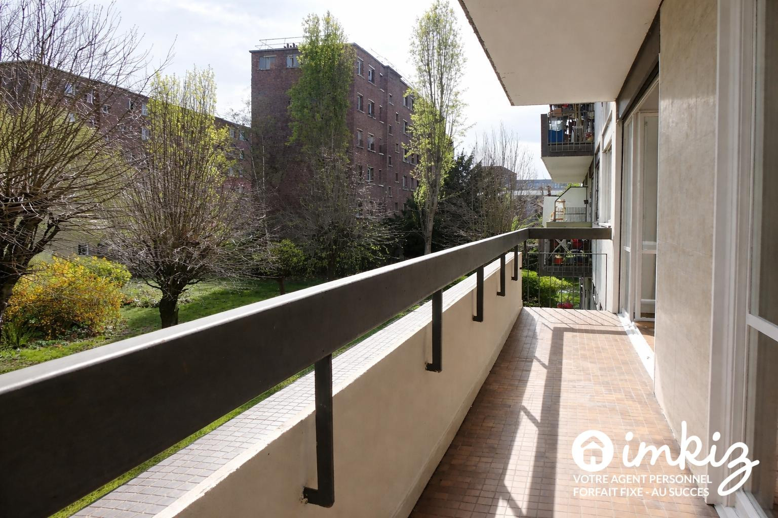 
                                                Vente
                                                 Quartier Petit Ivry - Résidence privée - 5p Balcon