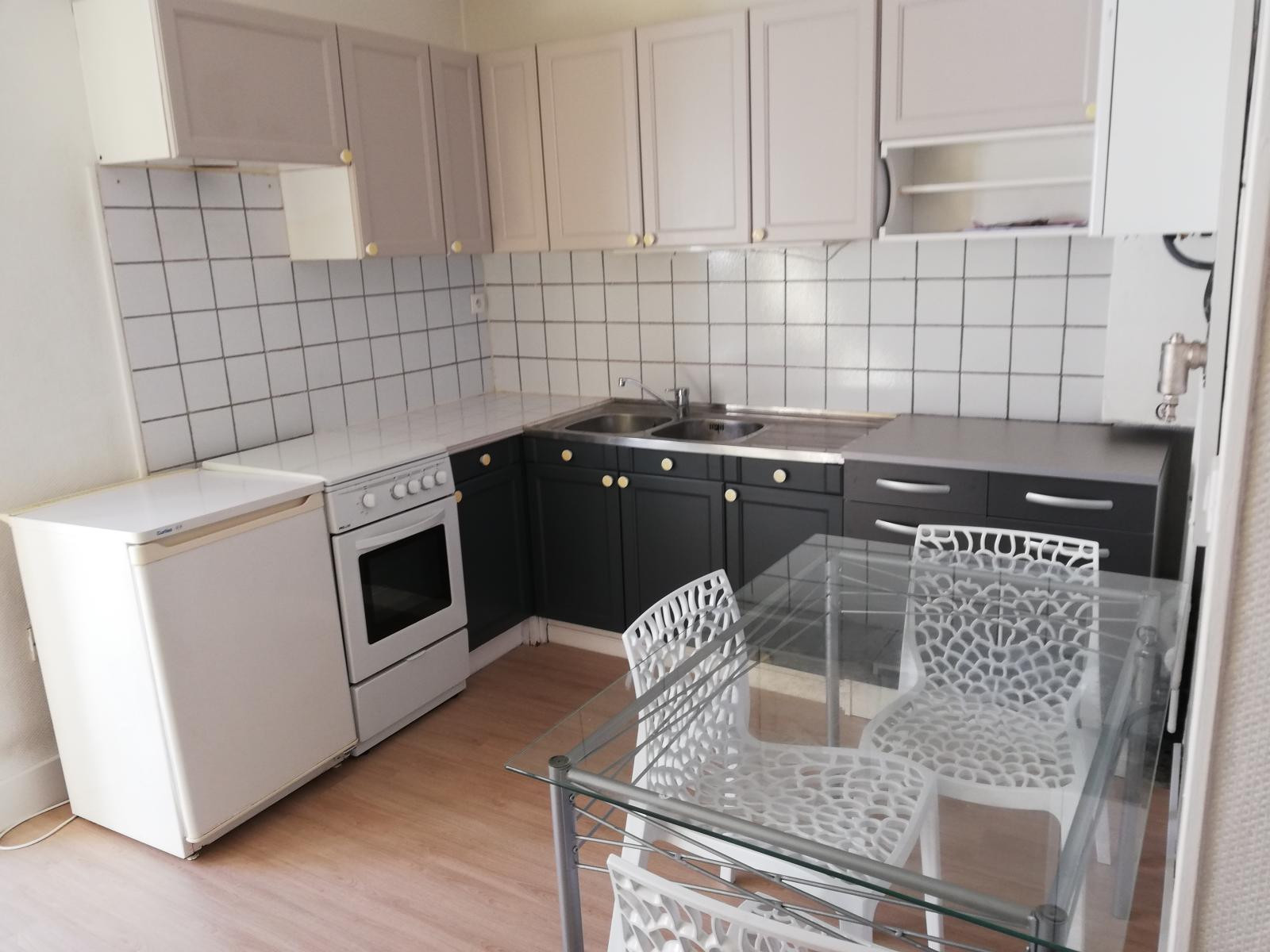 
                                                Location
                                                 QUARTIER  ST LEU CITADELLE F2 MEUBLES A LOUER