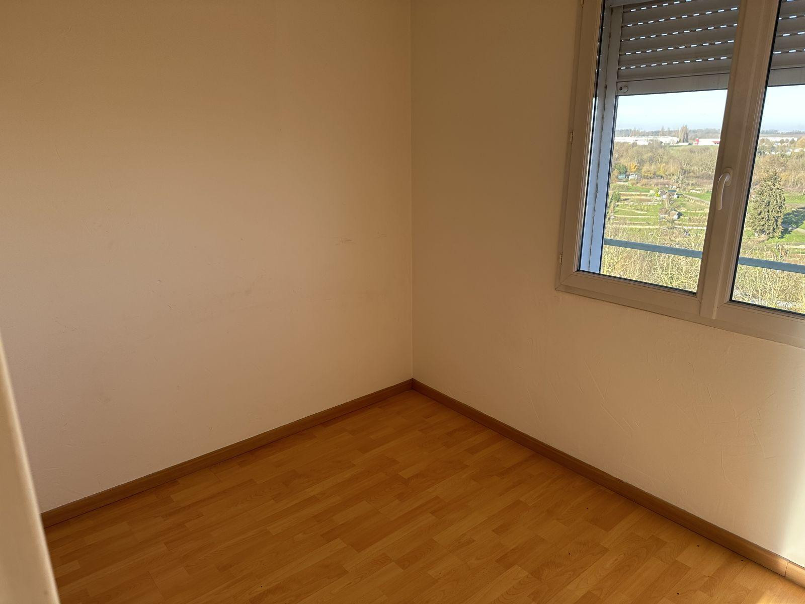 
                                                Location
                                                 Quartier tranquille