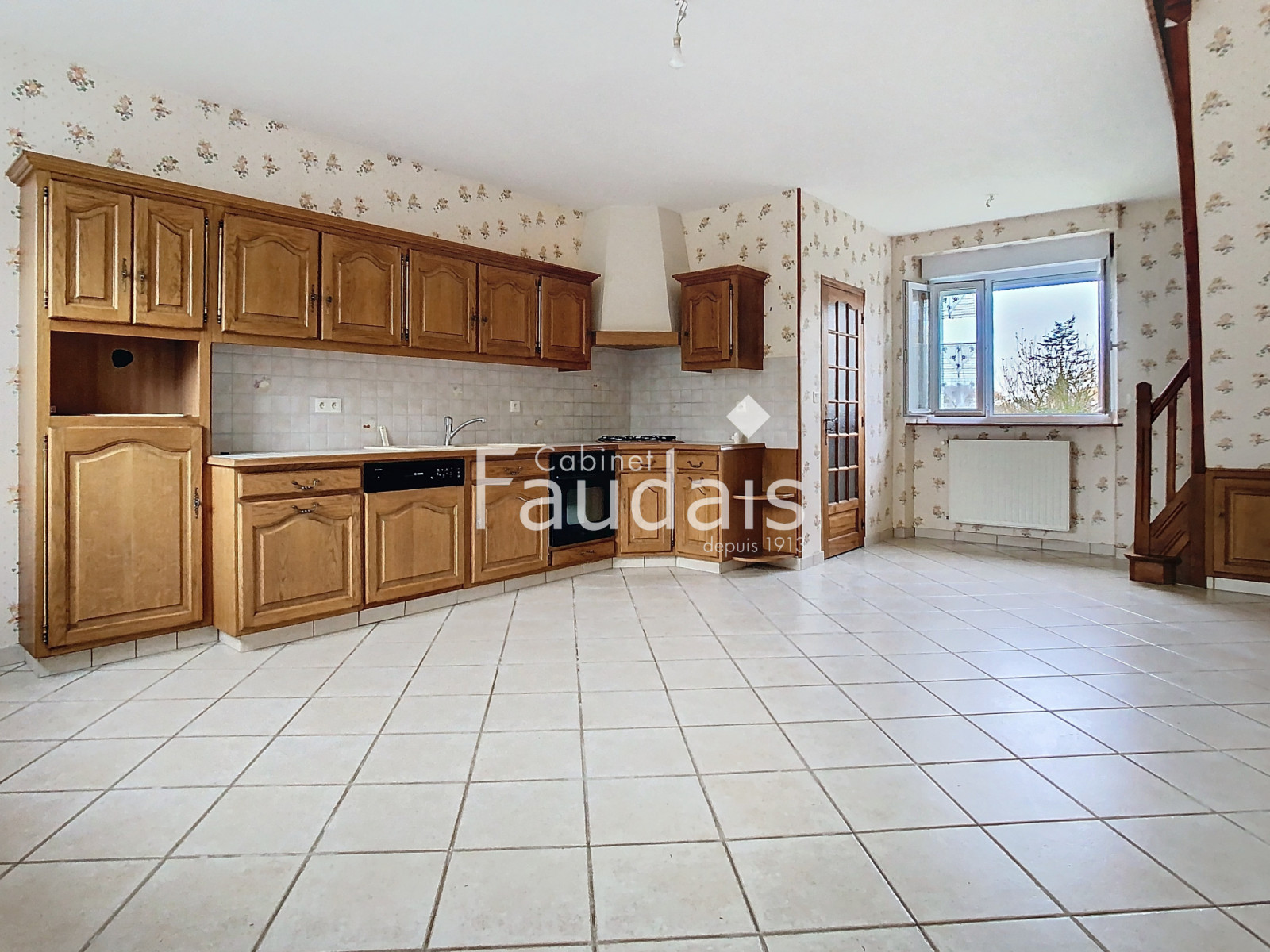 
                                                Vente
                                                 QUIBOU, Deux maisons de 121m2 et 62m2