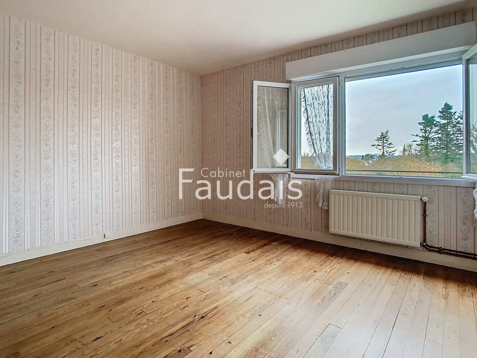 
                                                Vente
                                                 QUIBOU, Deux maisons de 121m2 et 62m2