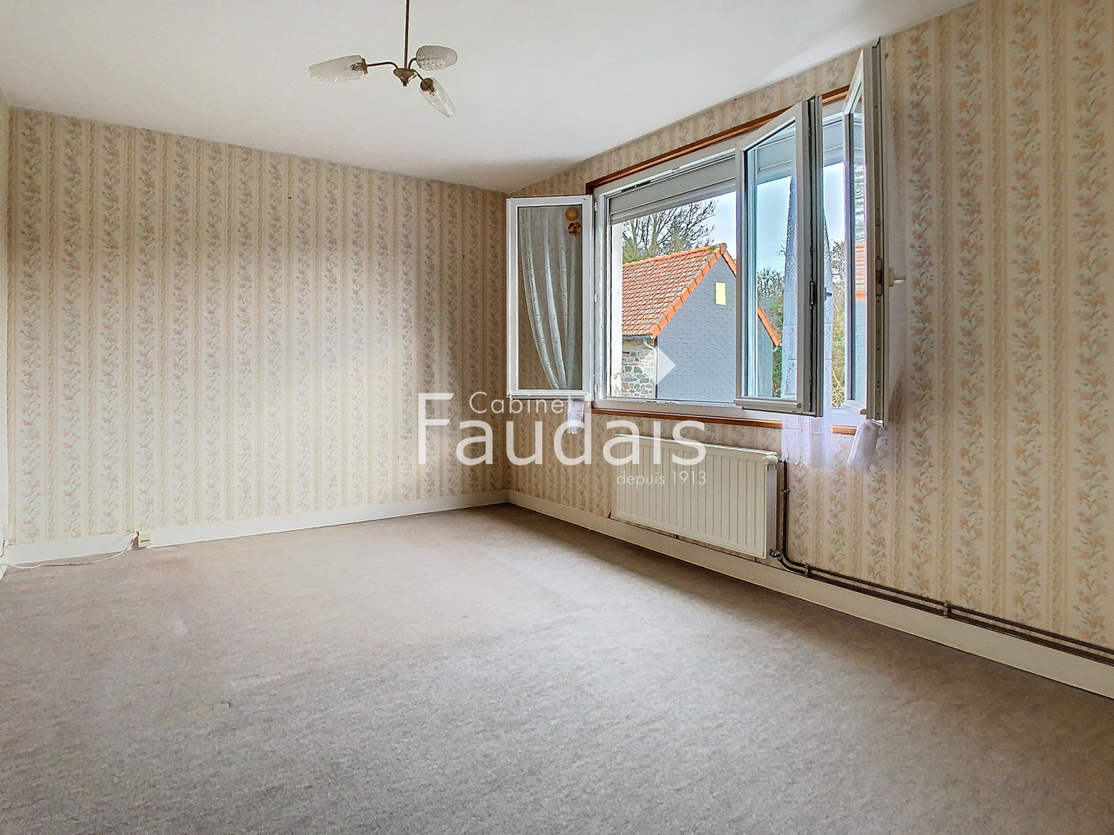 
                                                Vente
                                                 QUIBOU, Deux maisons de 121m2 et 62m2