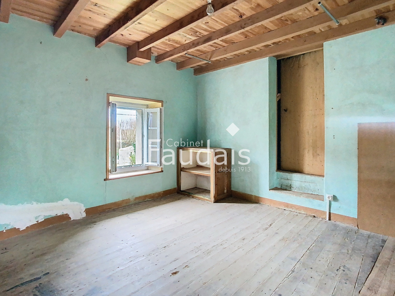 
                                                Vente
                                                 QUIBOU, Deux maisons de 121m2 et 62m2