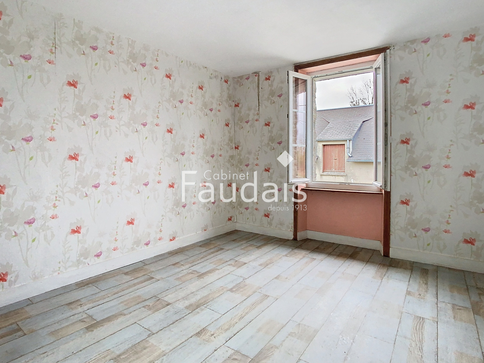 
                                                Vente
                                                 QUIBOU, Deux maisons de 121m2 et 62m2