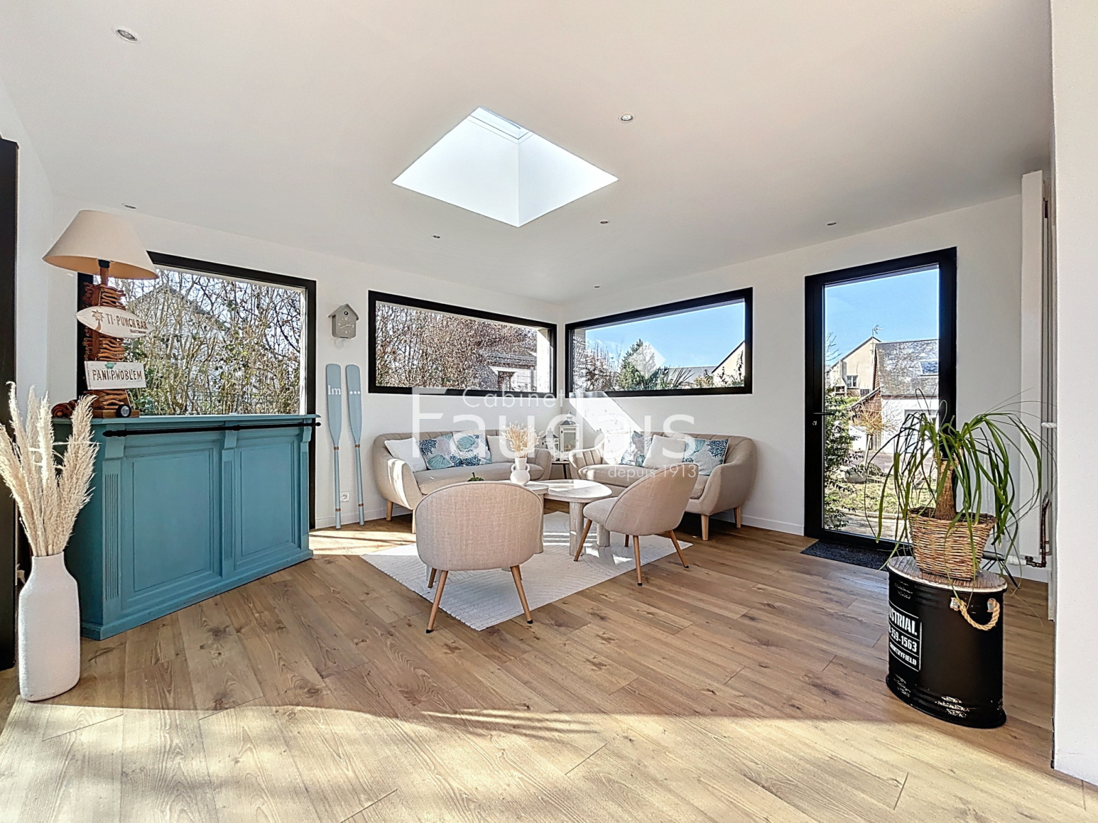 
                                                Vente
                                                 QUIBOU, Maison de 162m2 avec piscine 