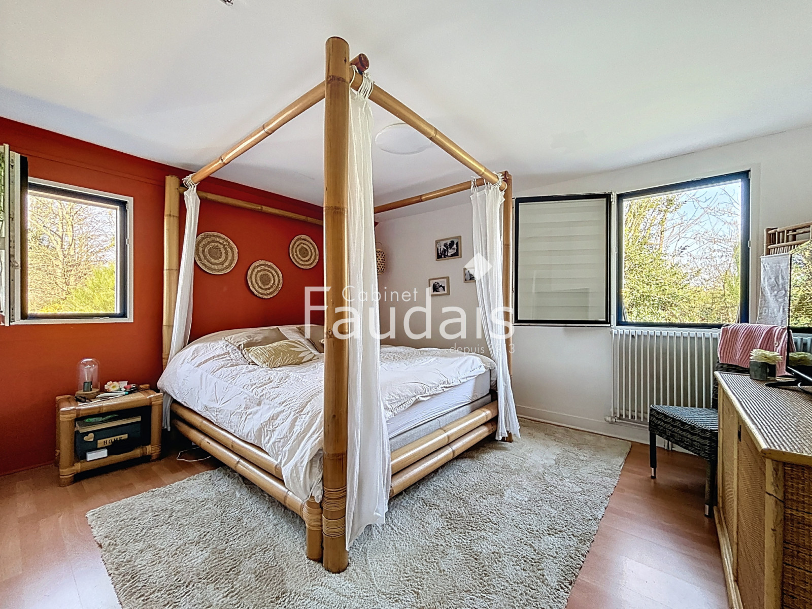 
                                                Vente
                                                 QUIBOU, Maison de 162m2 avec piscine 