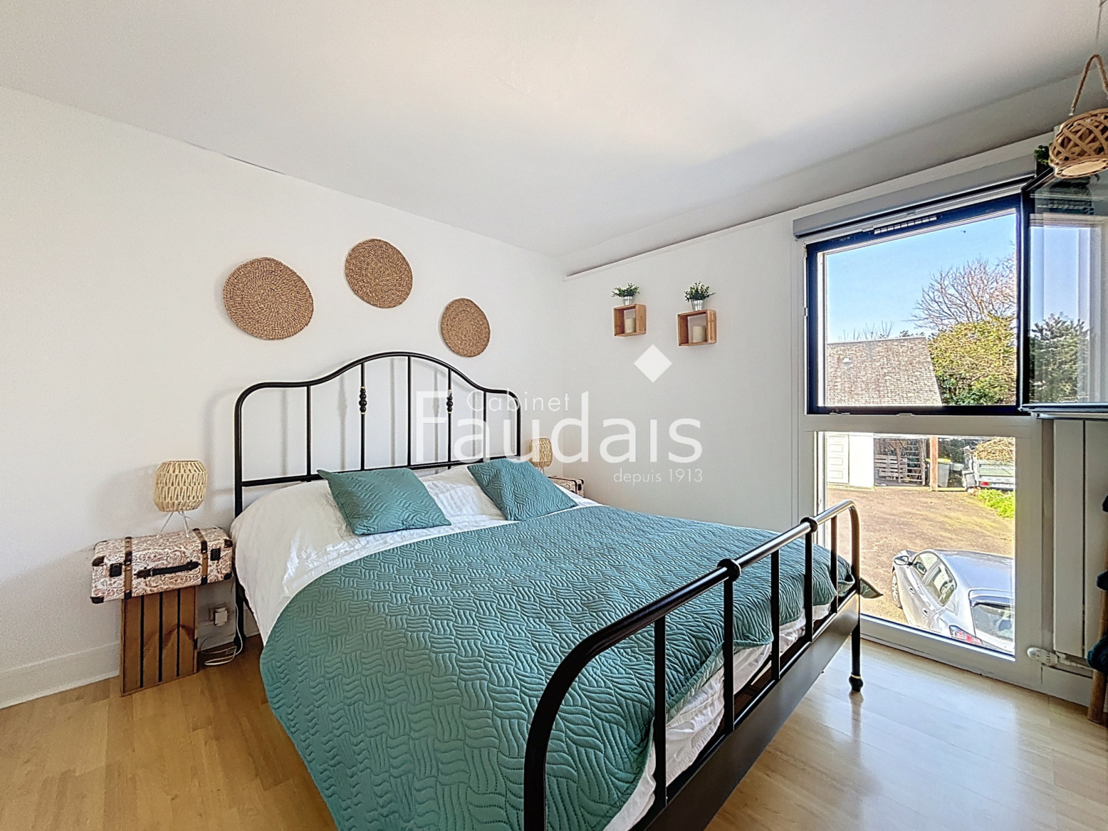 
                                                Vente
                                                 QUIBOU, Maison de 162m2 avec piscine 