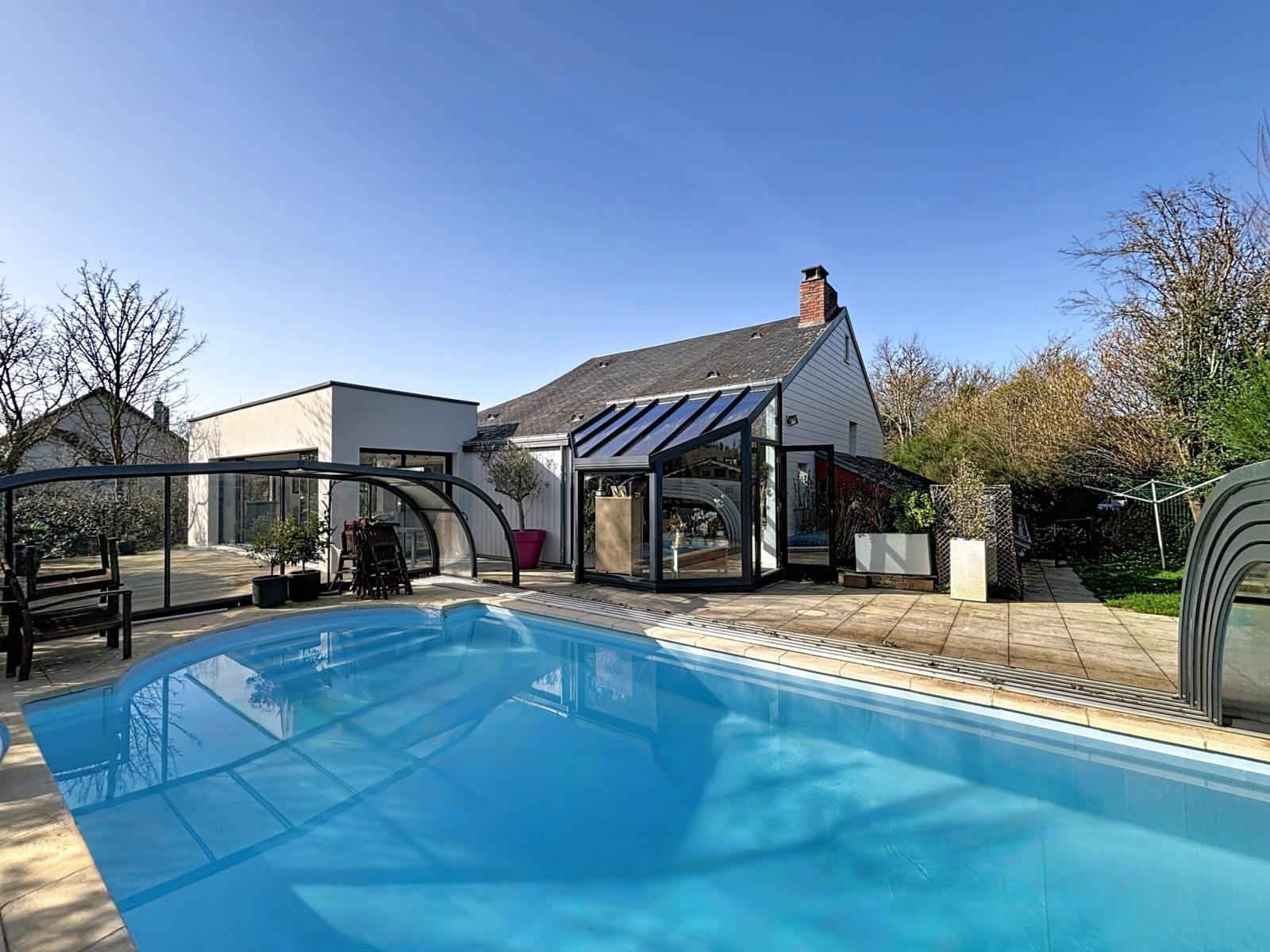 
                                                Vente
                                                 QUIBOU, Maison de 162m2 avec piscine 