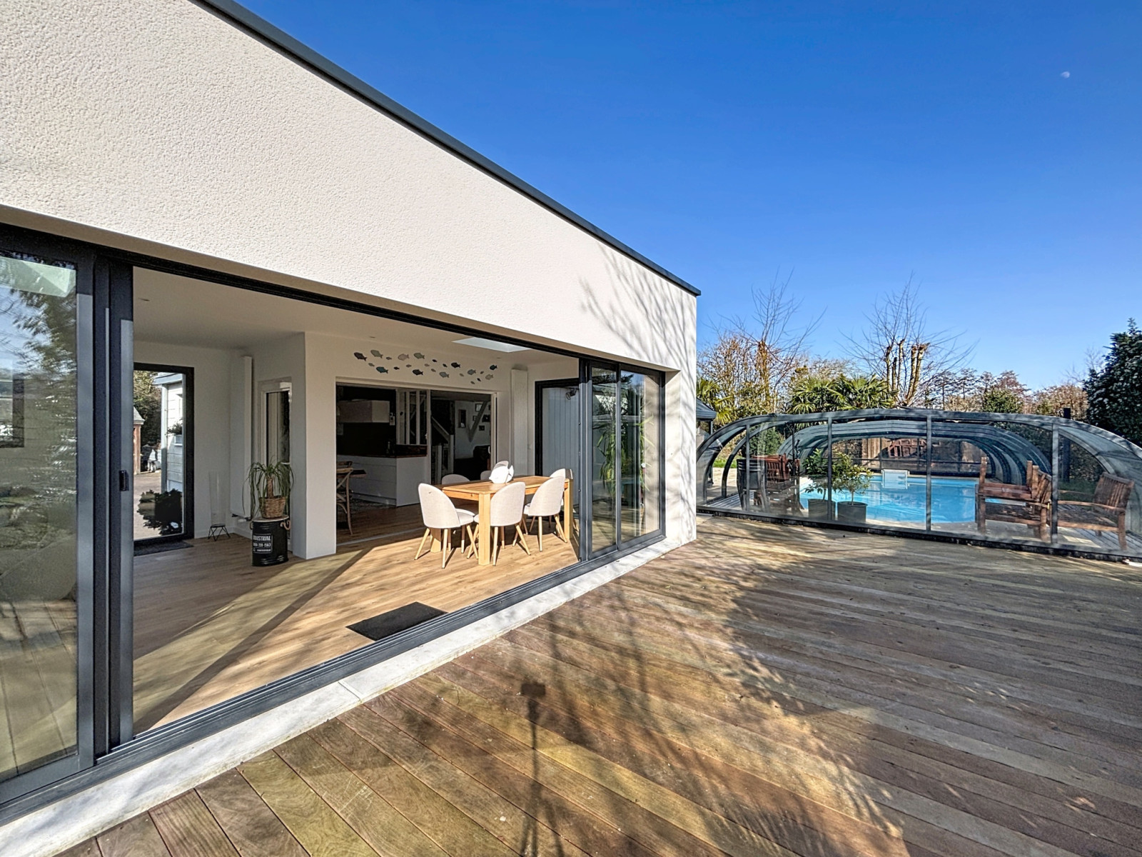 
                                                Vente
                                                 QUIBOU, Maison de 162m2 avec piscine 