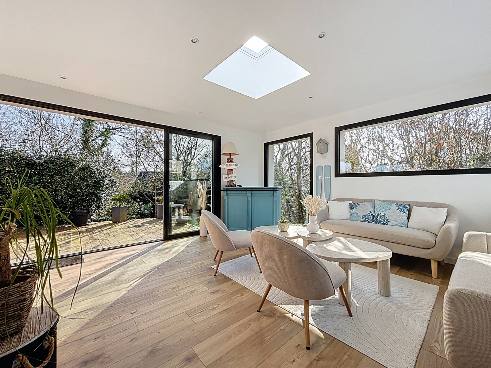 
                                                Vente
                                                 QUIBOU, Maison de 162m2 avec piscine 