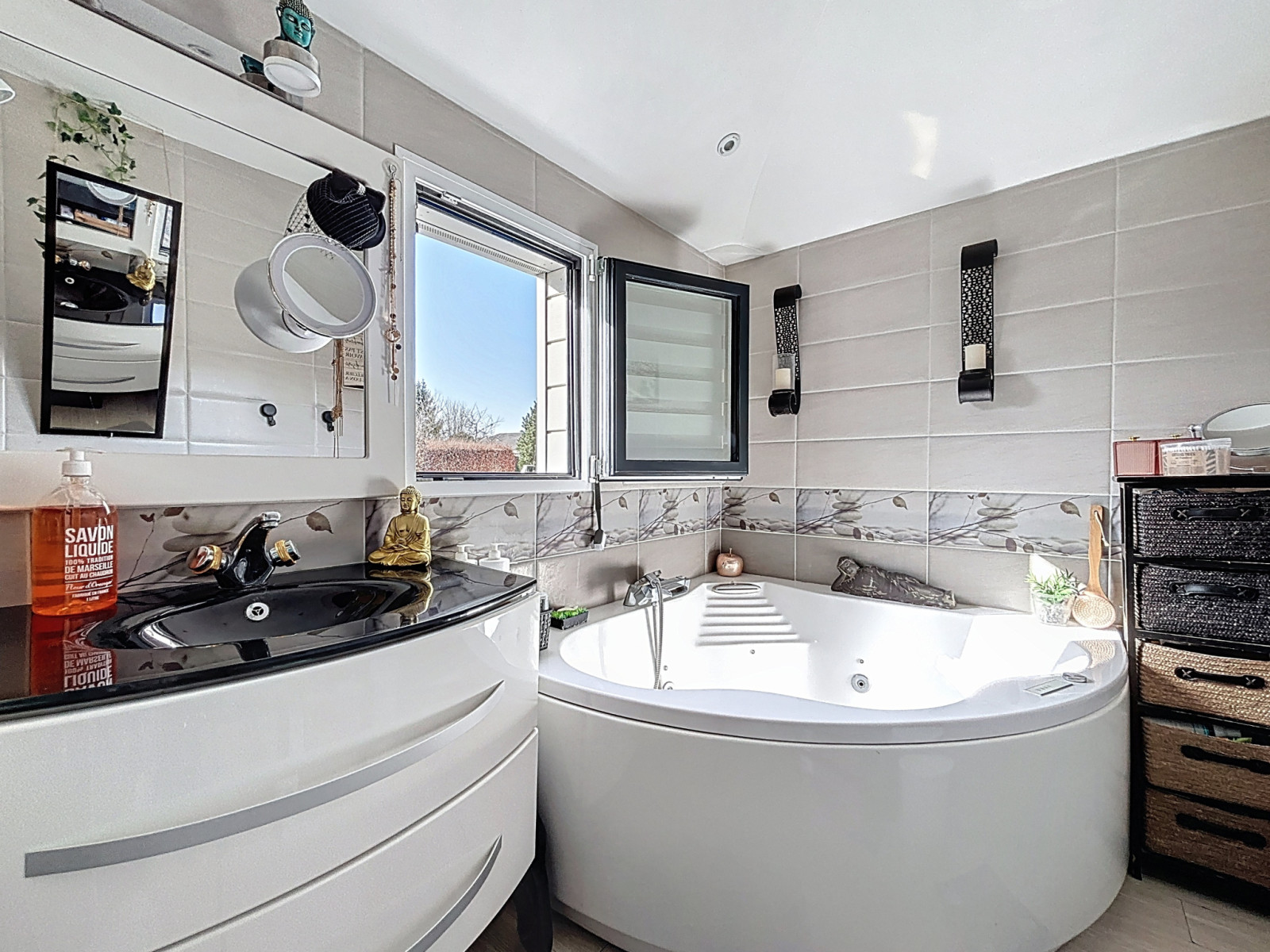 
                                                Vente
                                                 QUIBOU, Maison de 162m2 avec piscine 