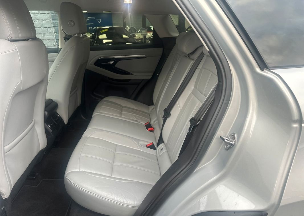 
                                                Voiture
                                                 Range Rover Evoque 2L TD4 150ch S