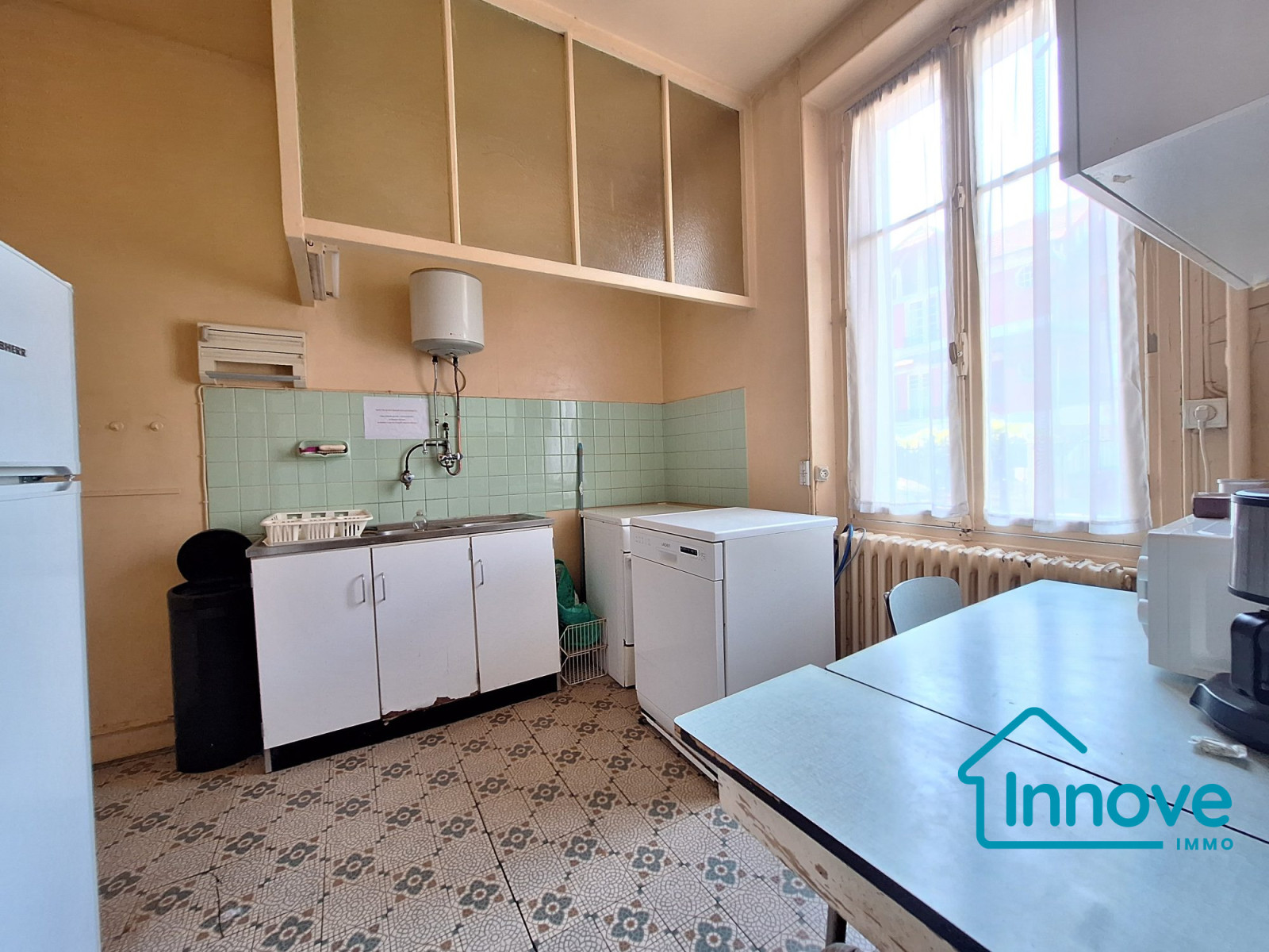 
                                                Vente
                                                 Rare à la vente : Grande maison de caractère sur vaste terrain